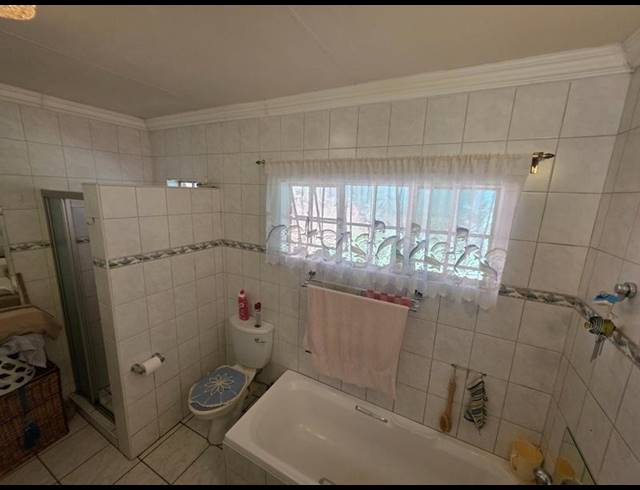 3 BEDROOM HOUSE FOR SALE IN MONTANA PARK